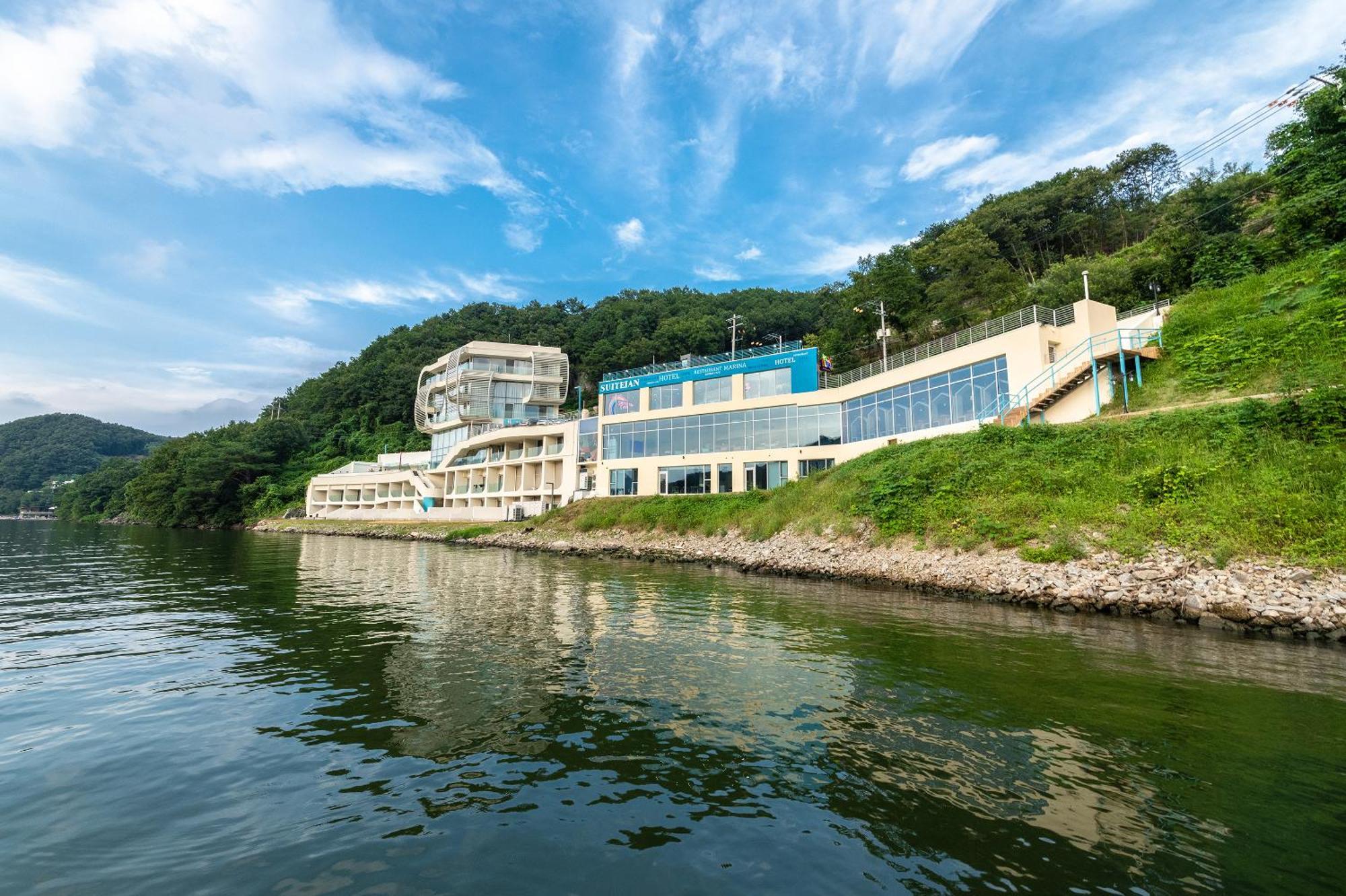 Gapyeong Suiteian Hotel&Resort Zewnętrze zdjęcie