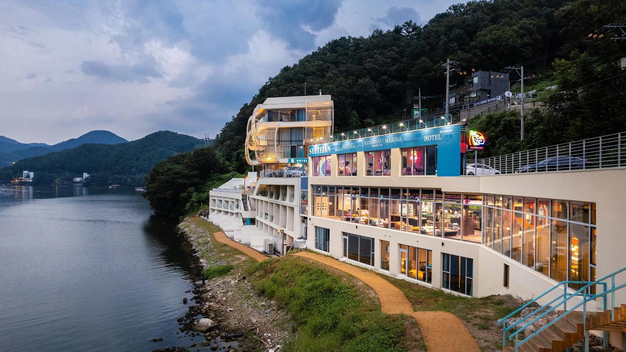 Gapyeong Suiteian Hotel&Resort Zewnętrze zdjęcie